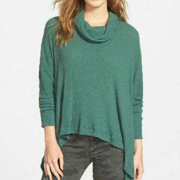 FP Beach Tops - FREE PEOPLE FP Beach Green World Traveler Split Back Cowl Neck Top Small NEW